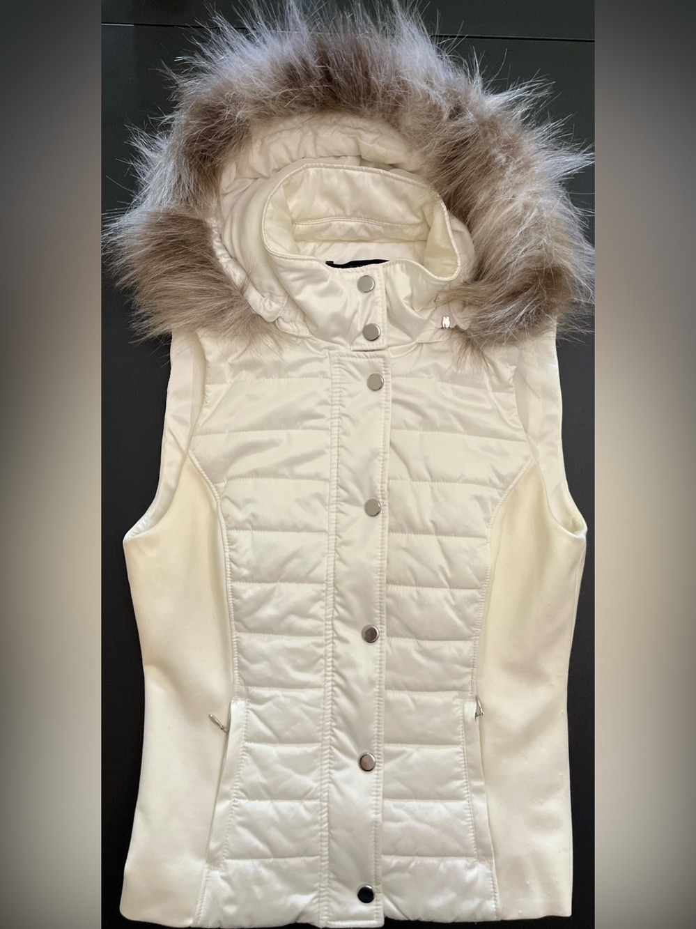 White House Black Market Cream Quilted Vest with Faux-Fur Hood
